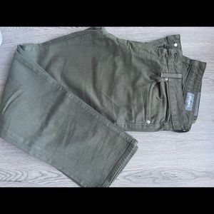 Bonobos travel Jean